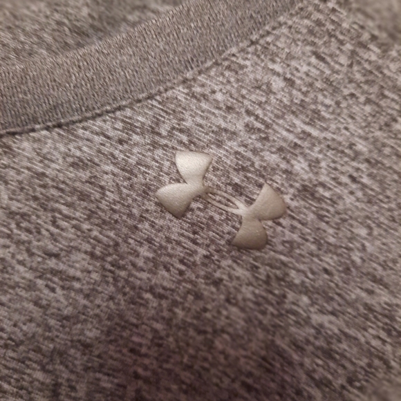 Under Armour Heatgear Heather Gray V-Neck Top Size Large Women's - Picture 2 of 7
